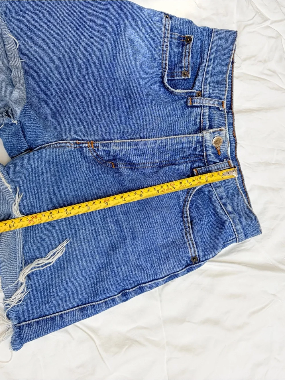 Italian Vintage Casucci High-Rise Blue Denim Cutoff Shorts - Picture 8 of 8